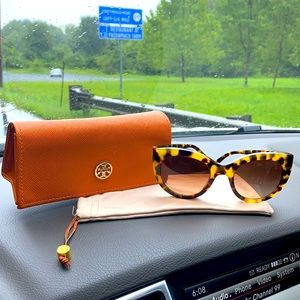 Tory Burch cat eye sunglasses with case Tokyo Tortoise